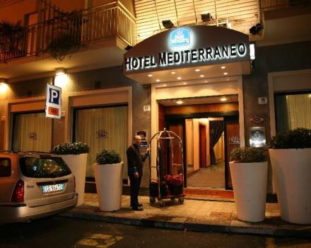 Para su alojamiento en Catania, elija el Hotel Mediterraneo, usted fácilmente puede descubrir las bellezas de la ciudad