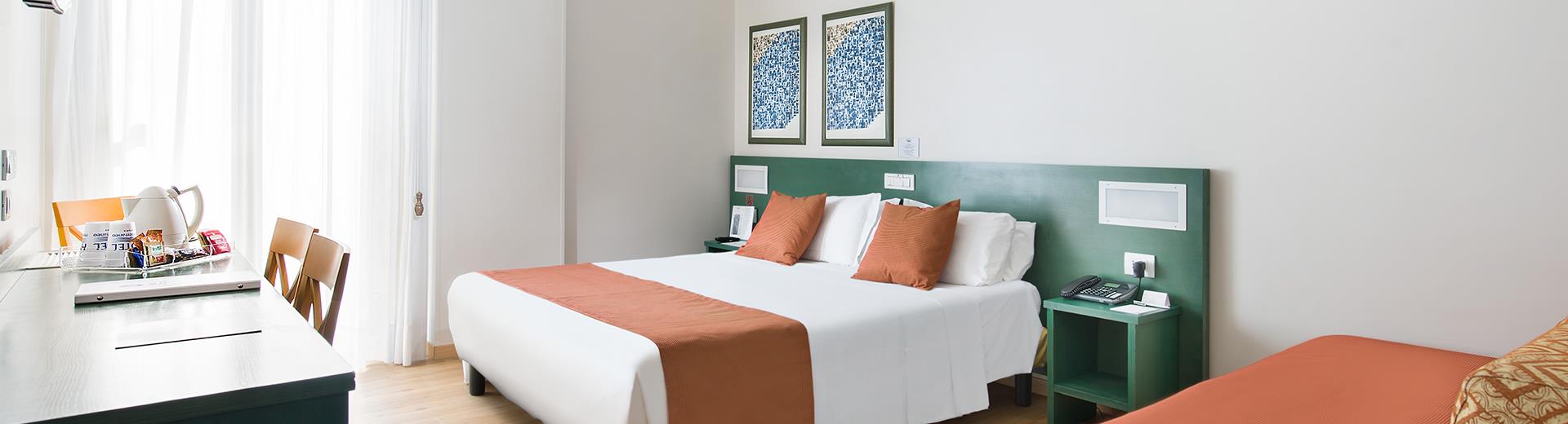 Scopri il comfort delle camere di Hotel Mediterraneo, confortevole ed accogliente 3 stelle a Catania.